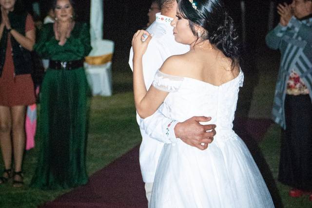 Baile
