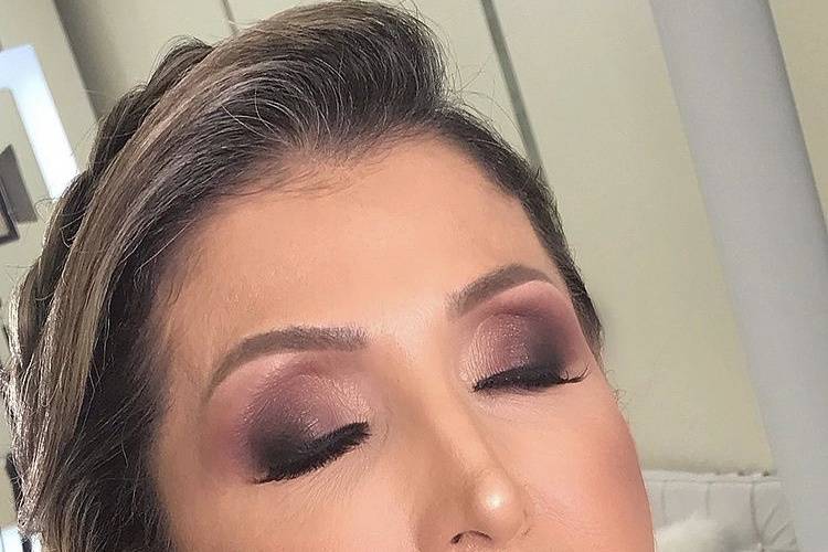 Diana BR Makeup