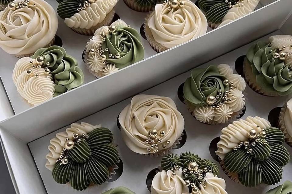 Cupcakes verde con beige