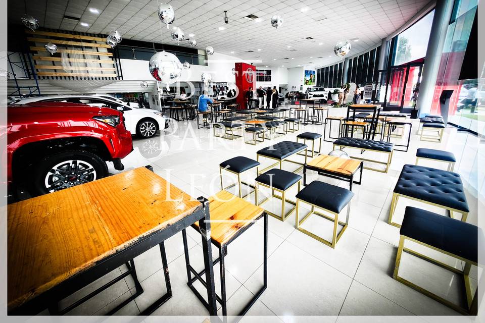 Periqueras y mobiliario lounge