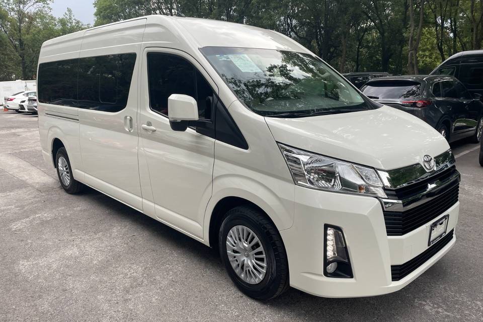 Toyota Hiace 15 px