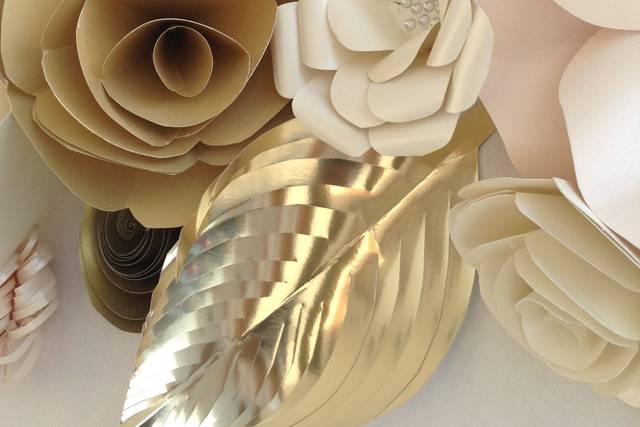 Decoración con flores de papel