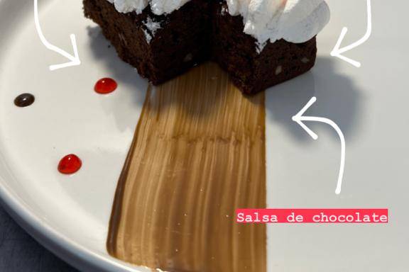 Brownie de chocolate amargo