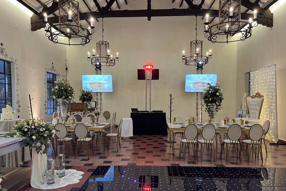 Salon Duquesa (Poliforum)