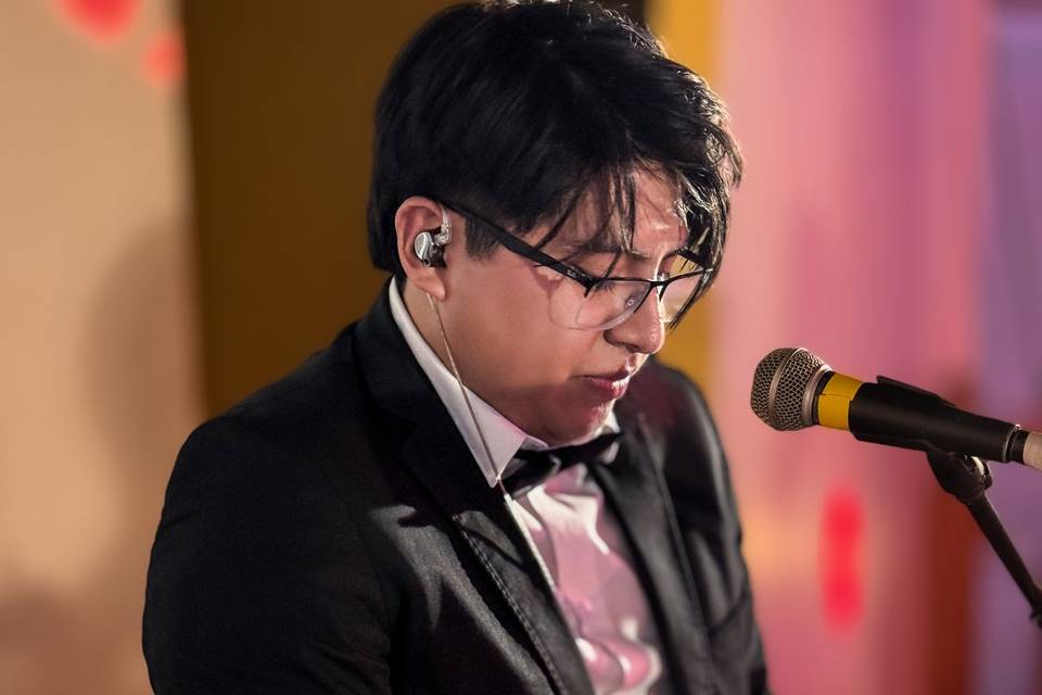 Elias-pianista-tecladista