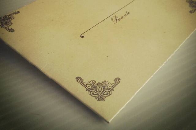 Invitación sobre frente