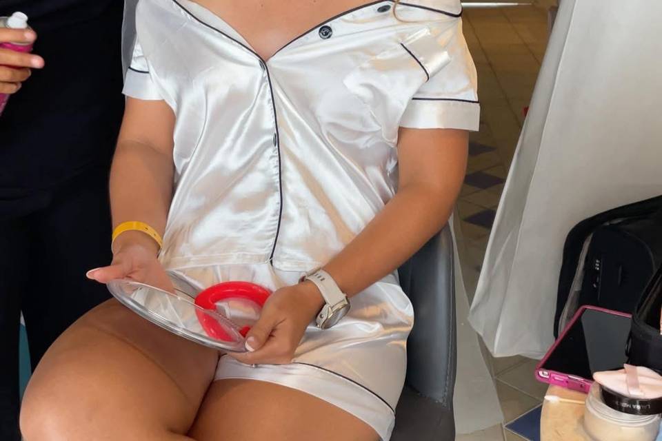 Diseño y arreglo de novias