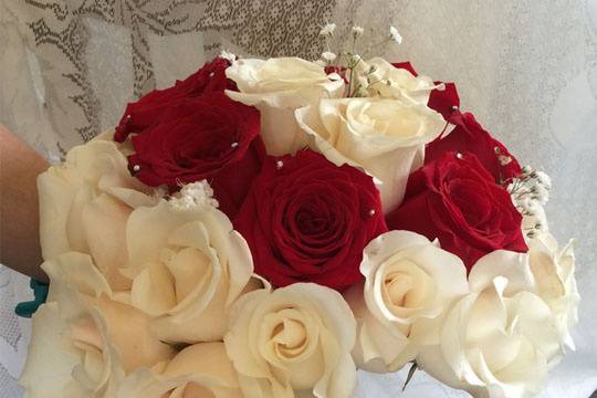Ramo rosas para novia