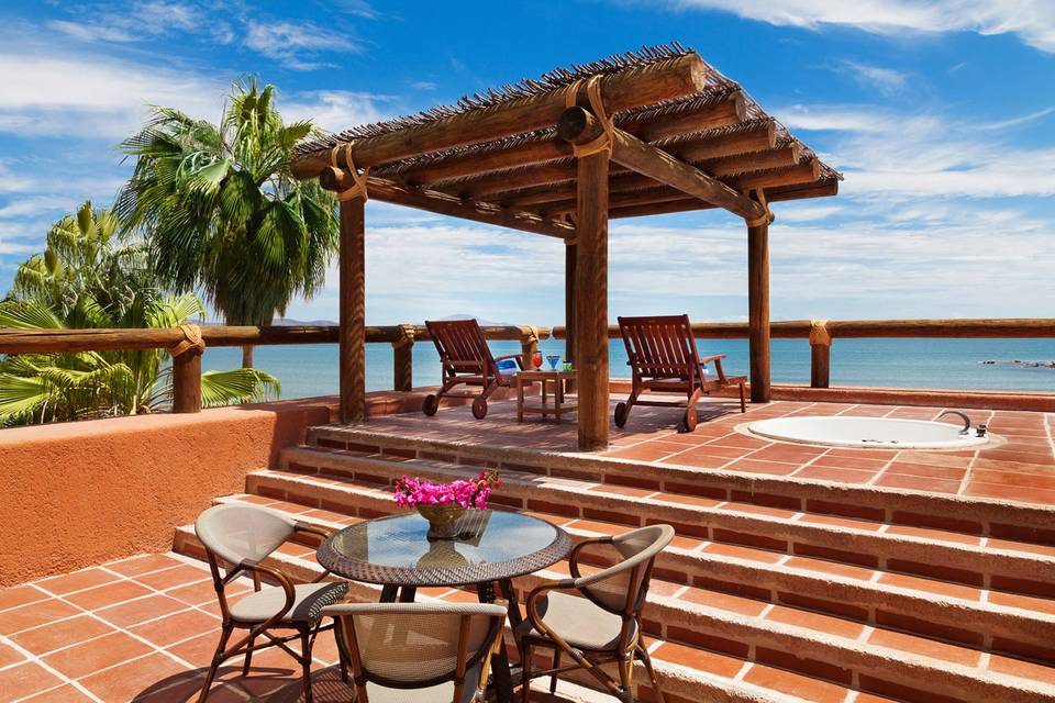 Terraza Master Suite