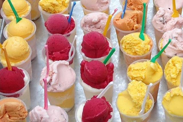 Helados de varios sabores