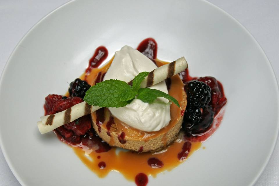 Cheesecake de cajeta con moras