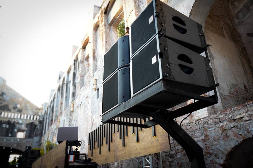 Audio line array