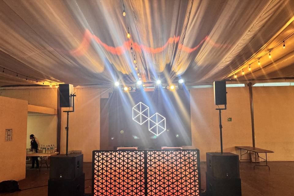 Montaje con pantalla