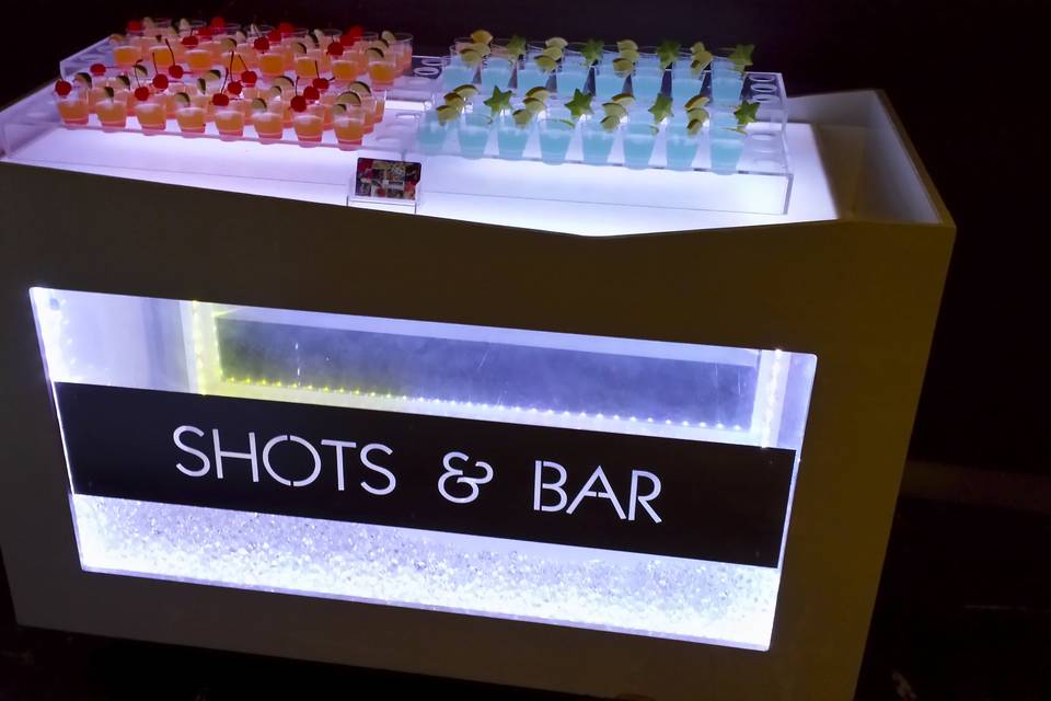 Carrito de shots, plateado