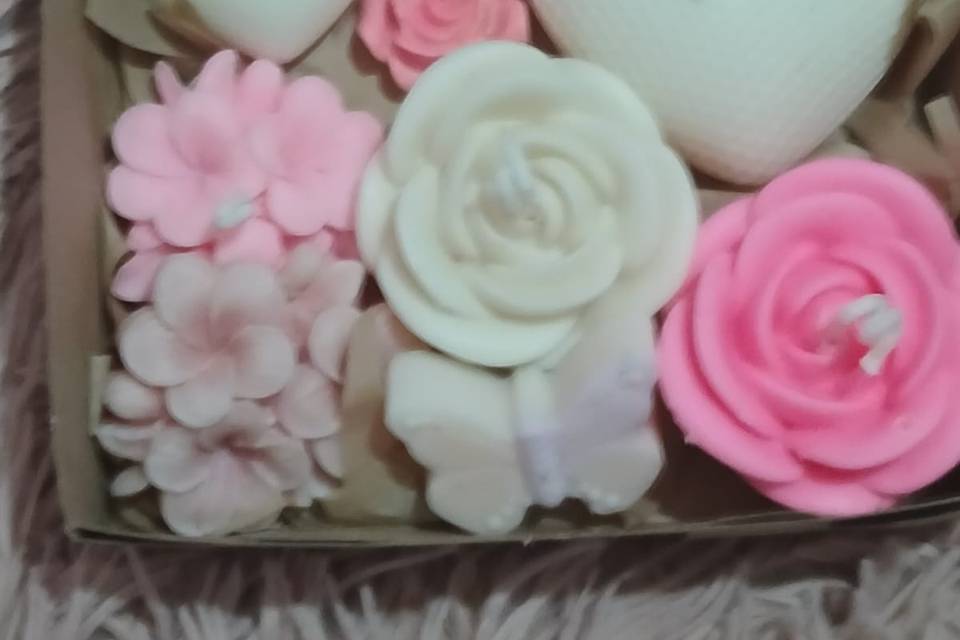Velas en forma de flores