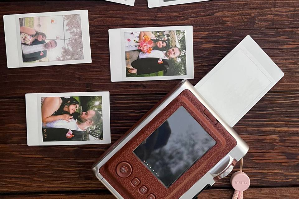Instax