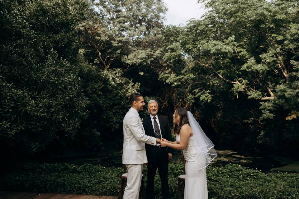 Gerardoyervides wedding photo