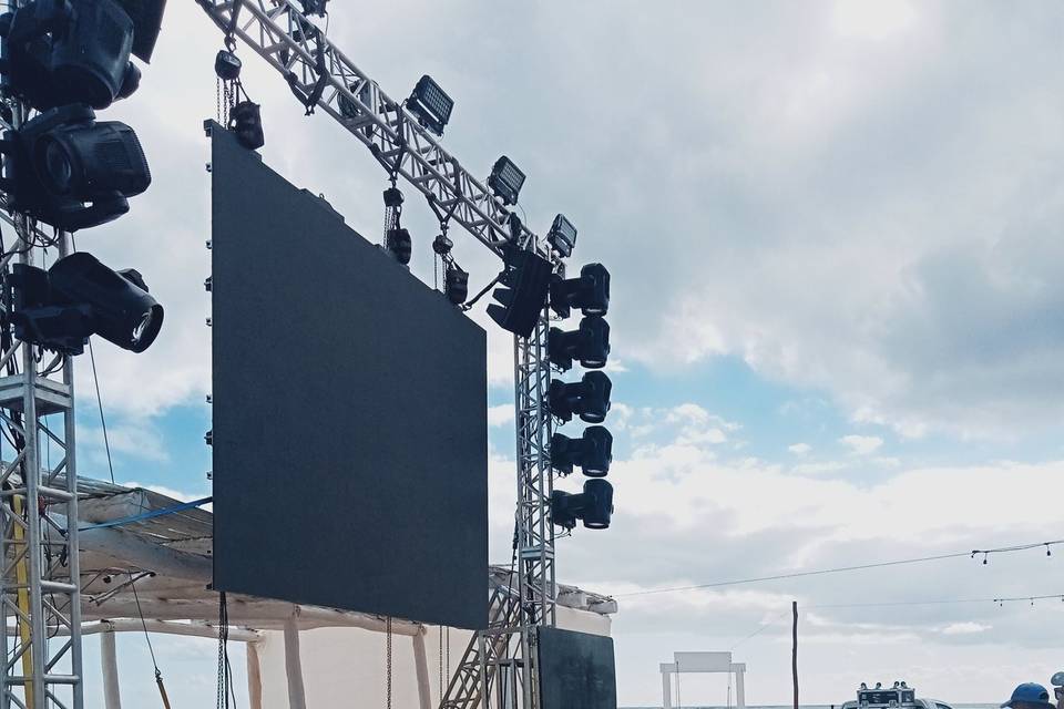 Escenario , audio e iluminació