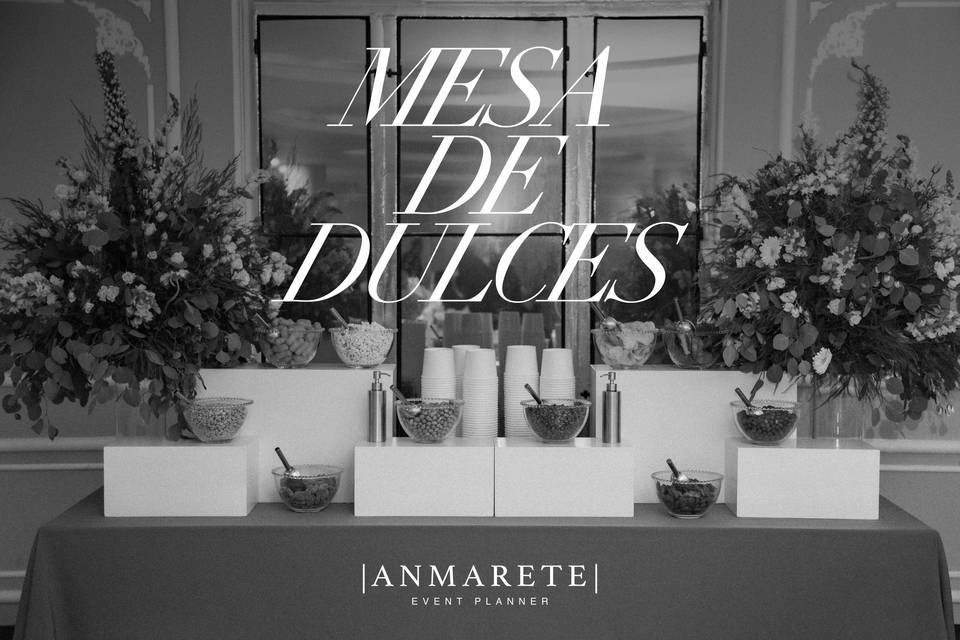 MESA DE DULCES
