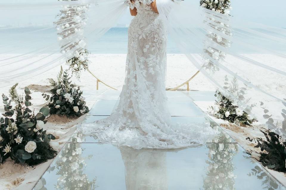 Novia en una pasarela