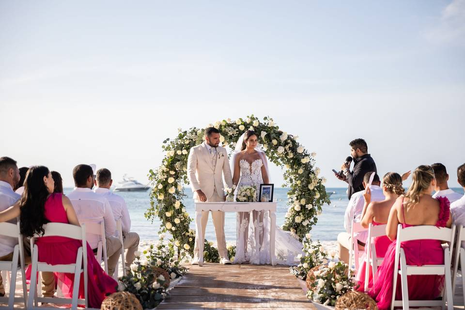 Isla Dreams Weddings