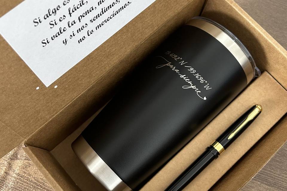 Giftbox termo y pluma fina