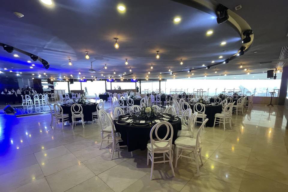 Cúspide Eventos