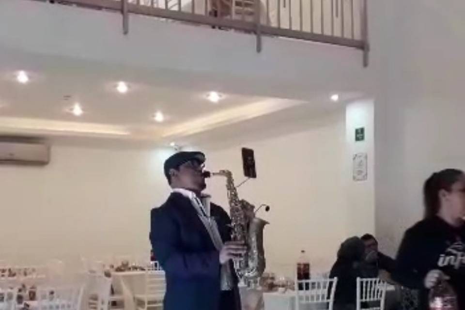 Saxofón Romántico