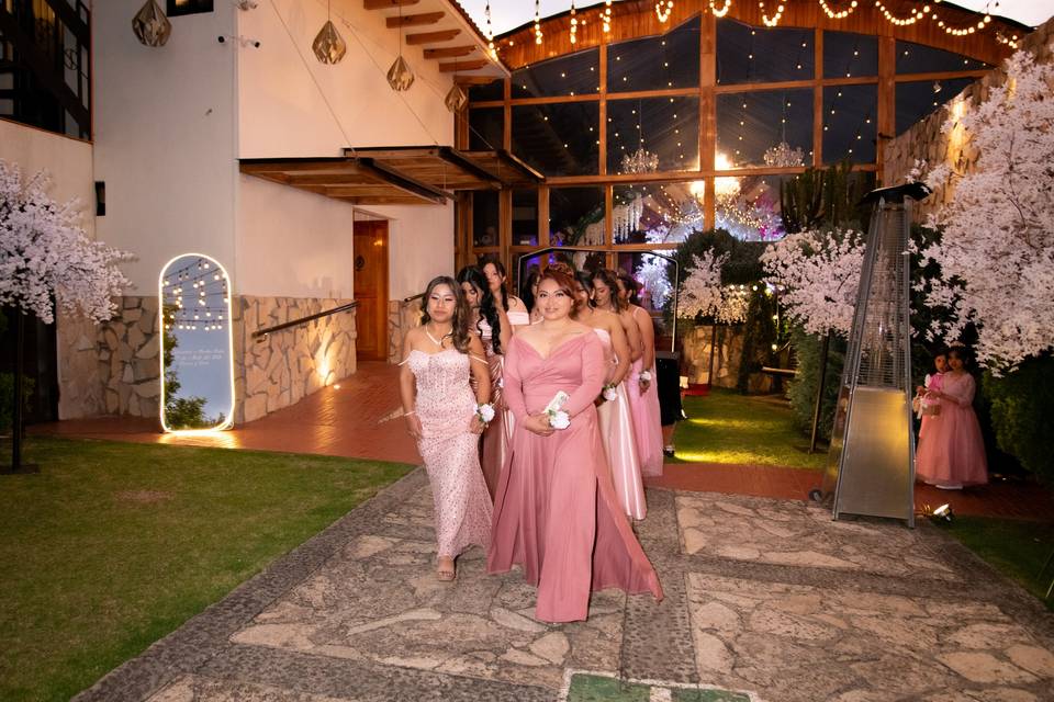 Damas