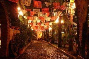 Enrramada de papel picado boda