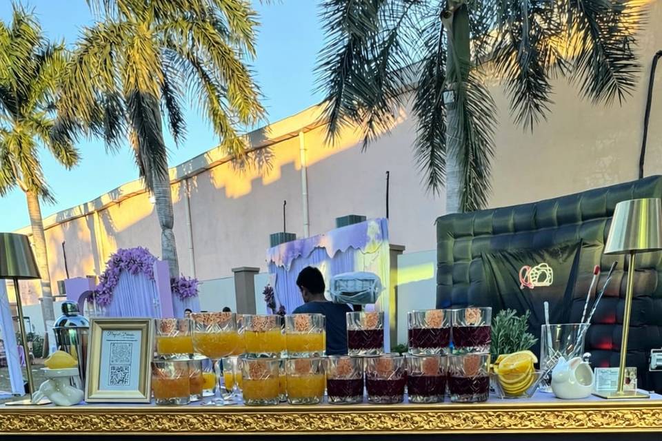 Bar..