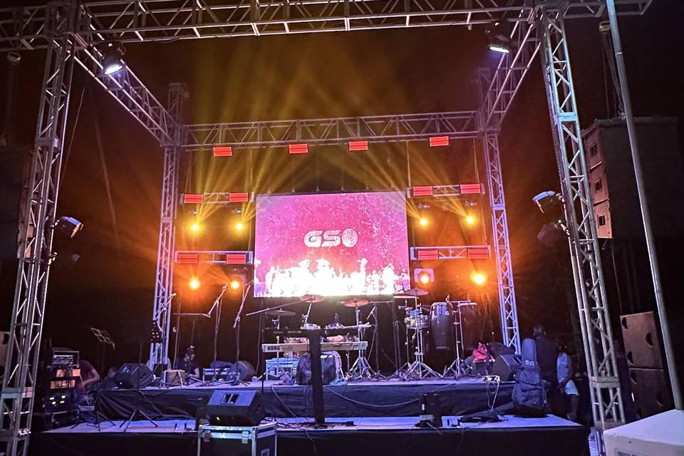 GRUPO SWING
