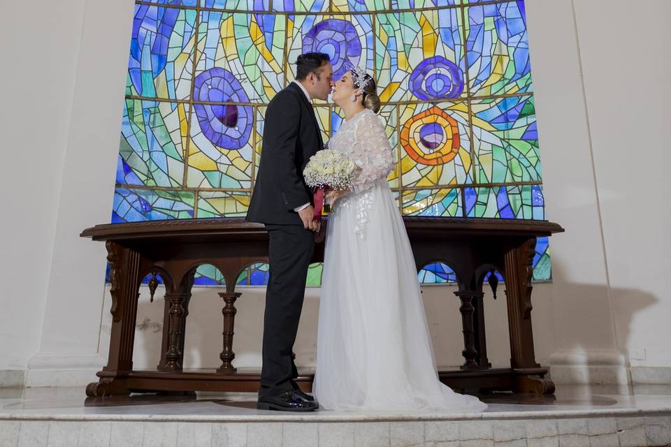 Beso de novios