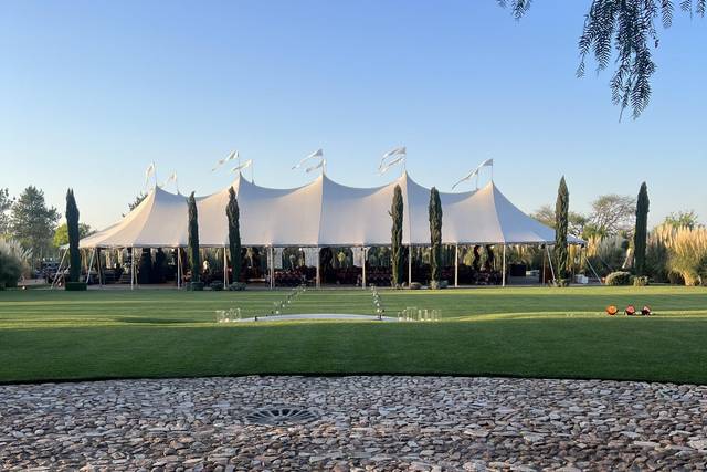 Carpas para Exteriores en un rancho en el sur de Oregón 