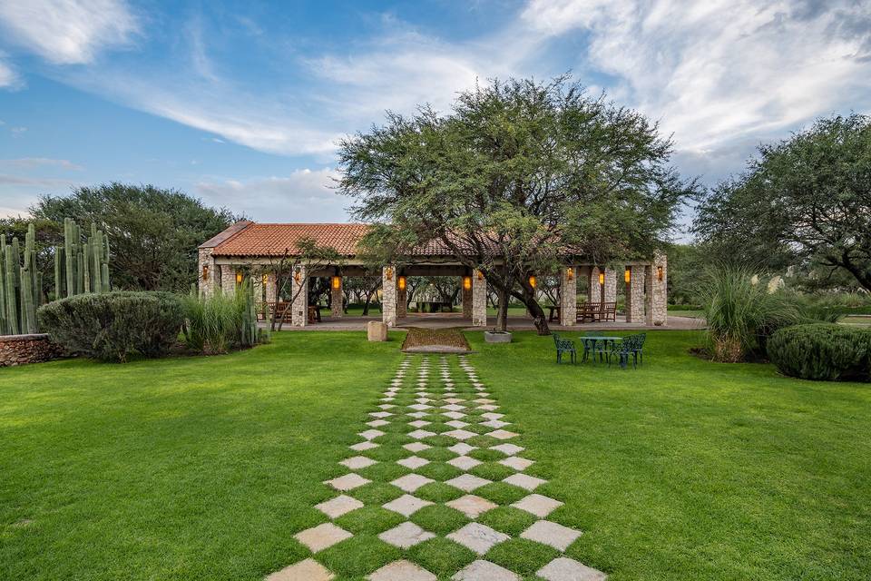 Pérgola para ceremonia o coctel