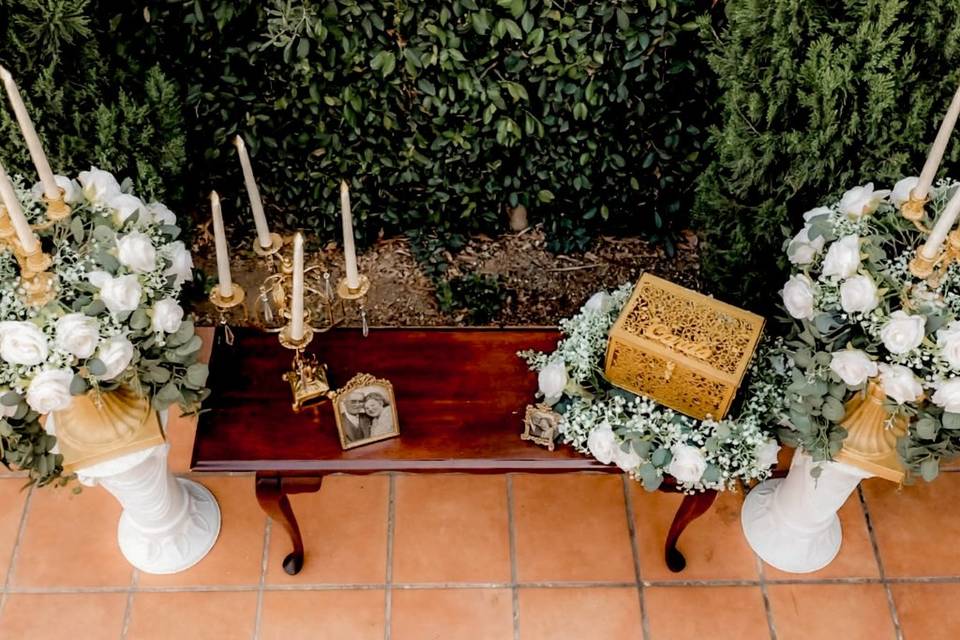 Mesa de bienvenida sobres