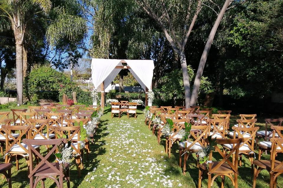 Boda civil jardín