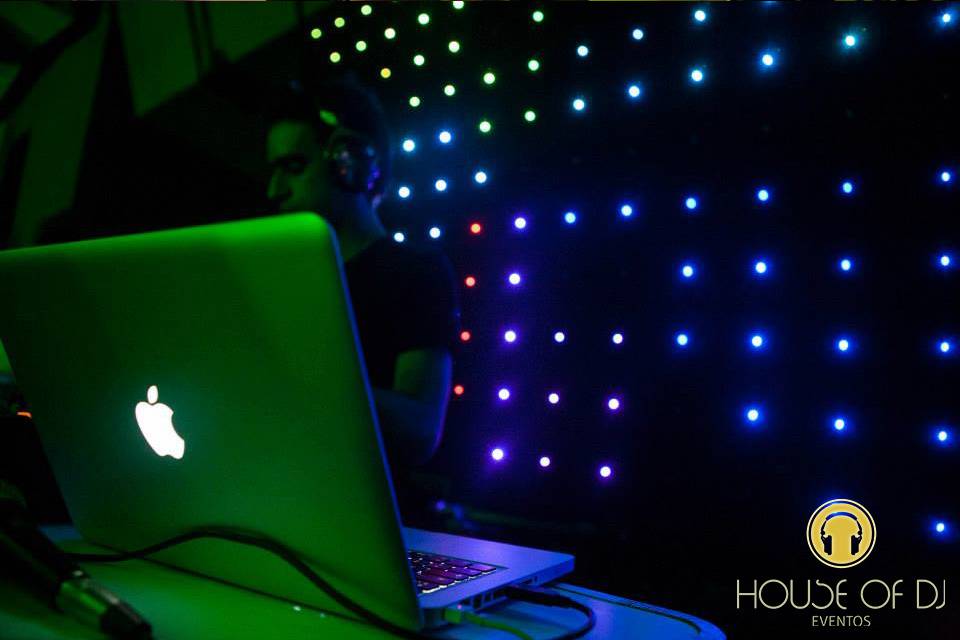 House of DJ