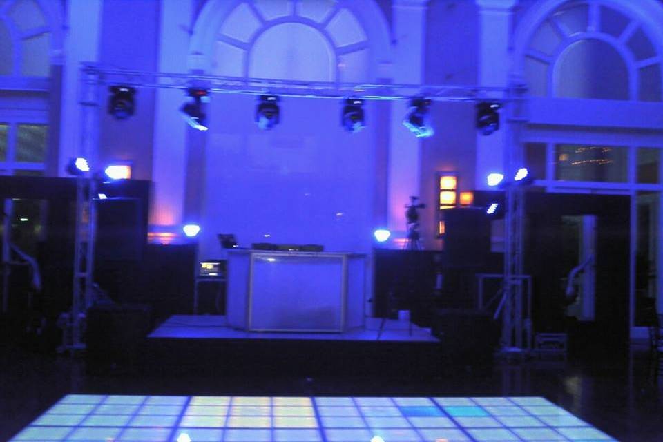 House of DJ