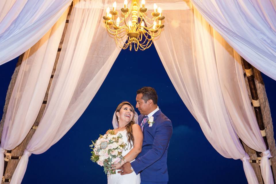 Cortinas y candelabros