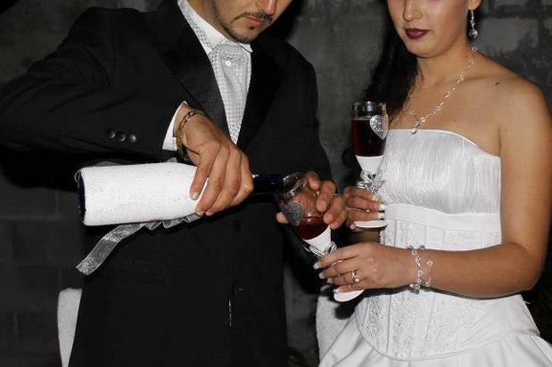 El brindis de los novios