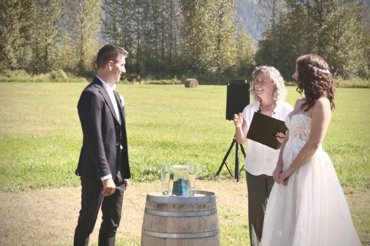 Oficiante de ceremonias en inglés