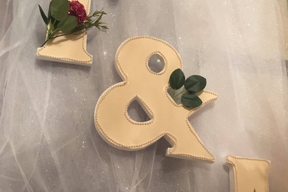 Iniciales de los novios