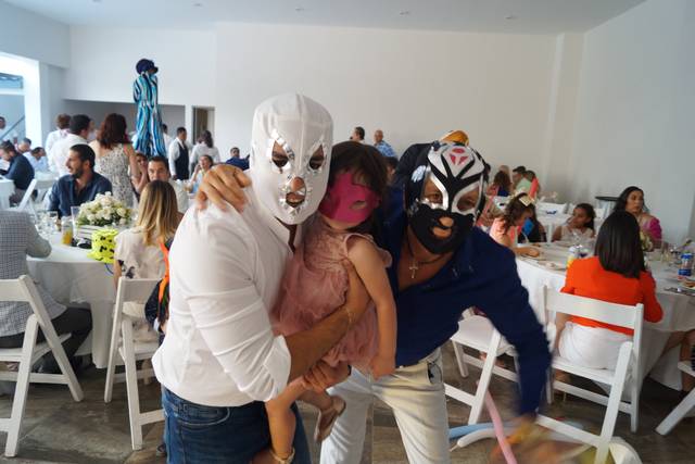 Los luchadores