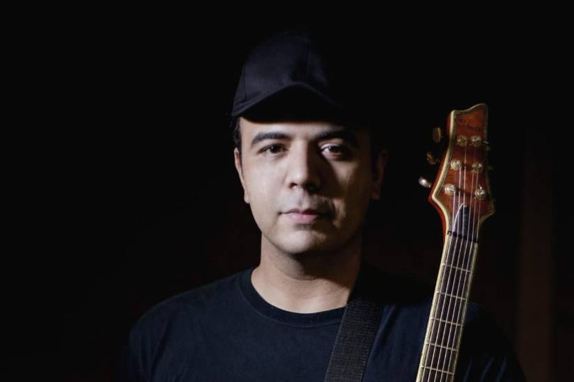 Hugo Rdz guitarrista