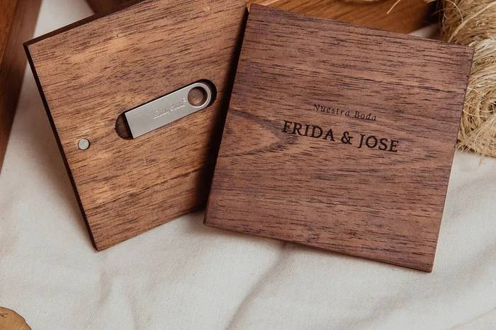 Caja personalizada para usb