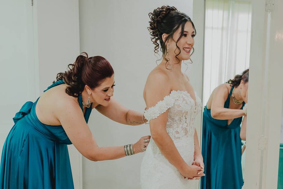 Mom & Bride