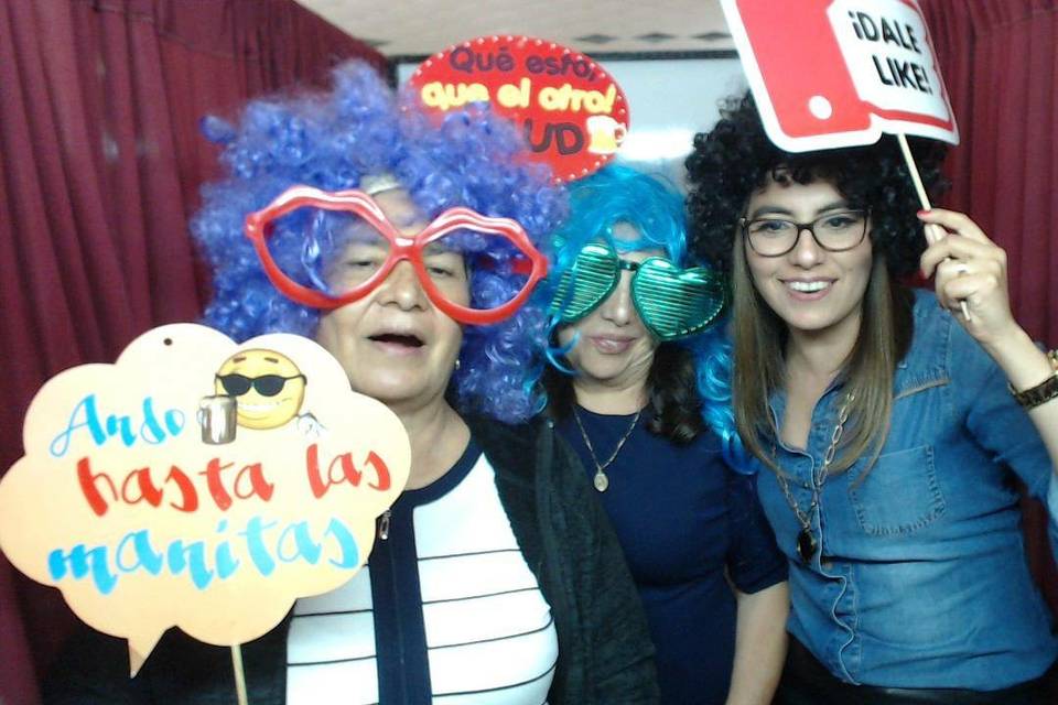 Divertidos con Crazy Booth