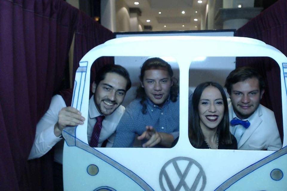 Diviértete con Crazy Booth