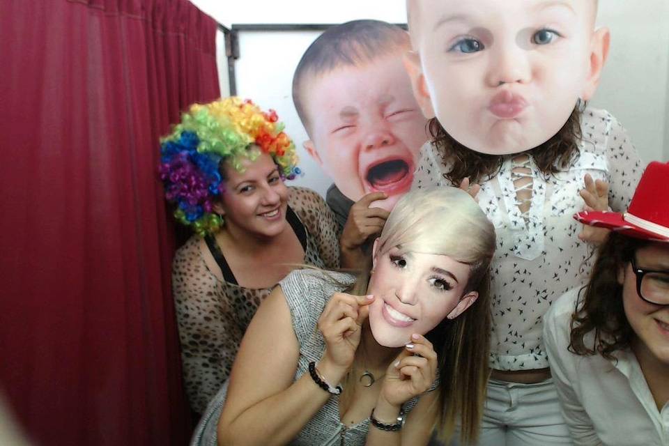 Divertidos con Crazy Booth